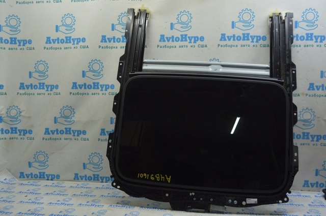 Стекло люка крыши 8W5877071 VAG