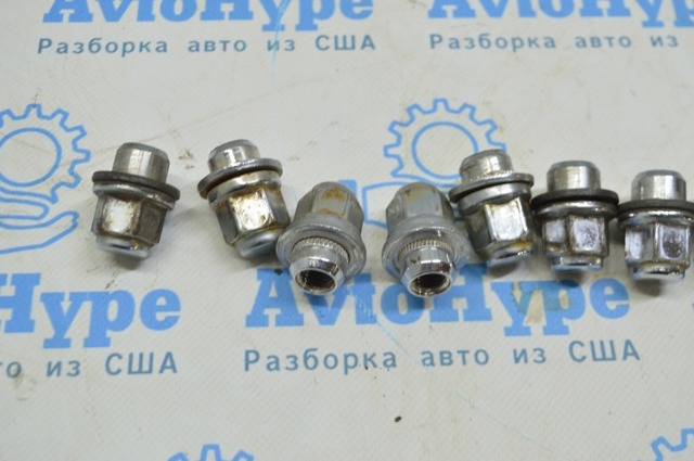 TOYOTA 9008494001 Гайка колесная в наличии Павлоград