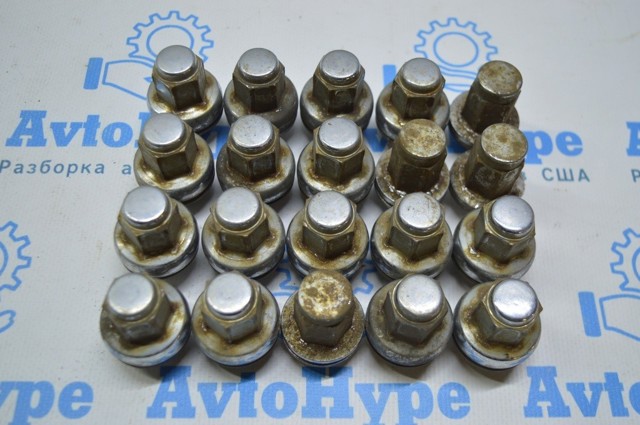 Гайка крепления колеса 9094201111 TOYOTA