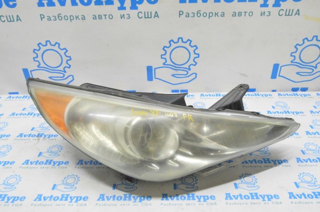 Правая блок фара 921023Q100 HYUNDAI