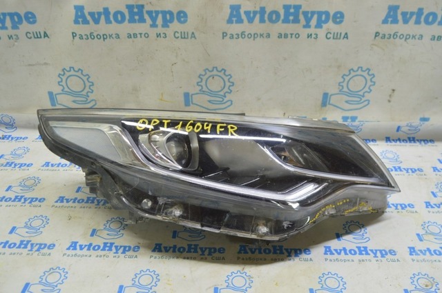 Правая блок фара 92102D4520 HYUNDAI
