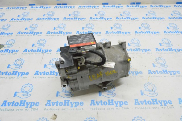 Компрессор системы кондиционирования 926005SA0A NISSAN
