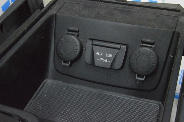 Гнездо-розетка прикуривателя 951203K700 HYUNDAI