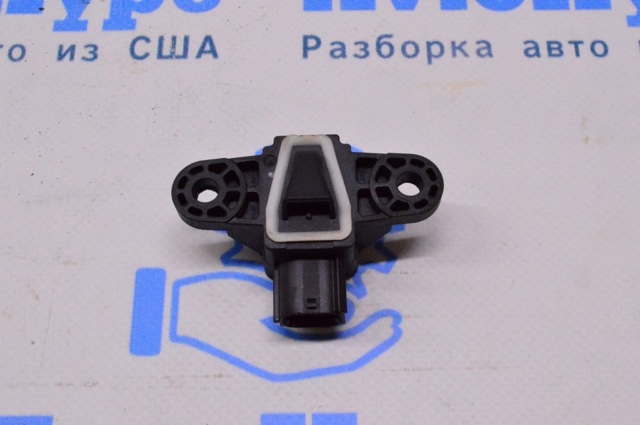 HYUNDAI 95920F2100 Датчик удара в наличии Павлоград