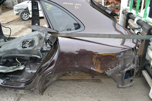Боковая часть задняя левая 95B809029YGRV PORSCHE