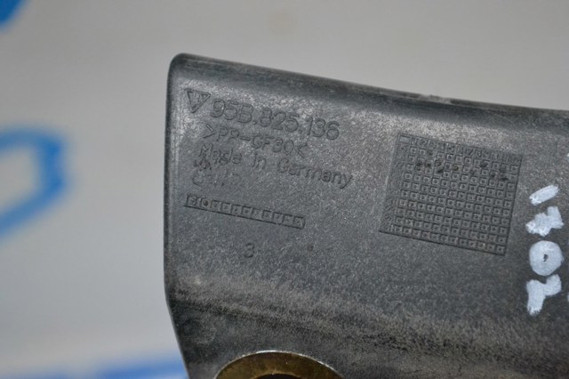 95B825136 PORSCHE купить в Харьков