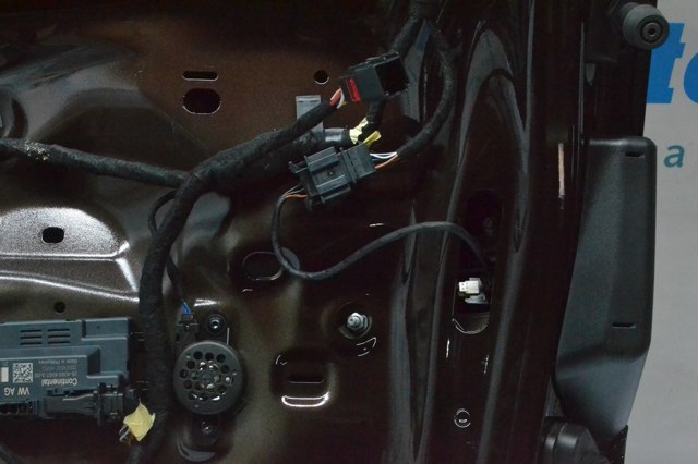 95B827025YGRV PORSCHE Ляда купить в Николаев