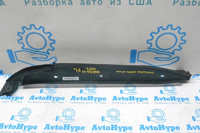 PORSCHE 95B854777B1E0 Уплотнитель крыла в наличии Киев
