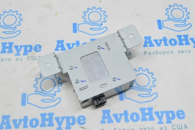 963904U000 HYUNDAI купить в Ирпень