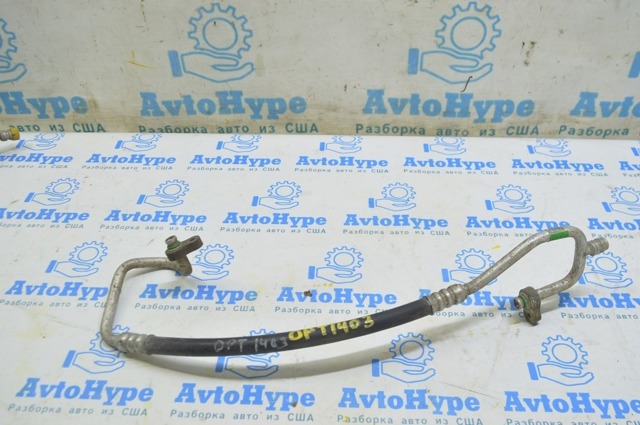 Шланг кондиционера, от компрессора к радиатору 977623R000 HYUNDAI