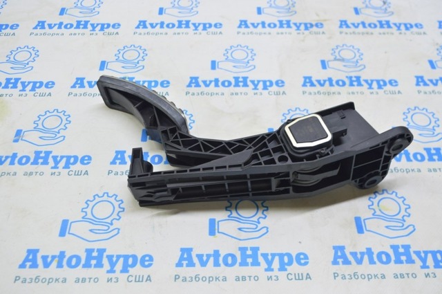 A1642902001 MERCEDES Педаль тормоза купить в Черкассы