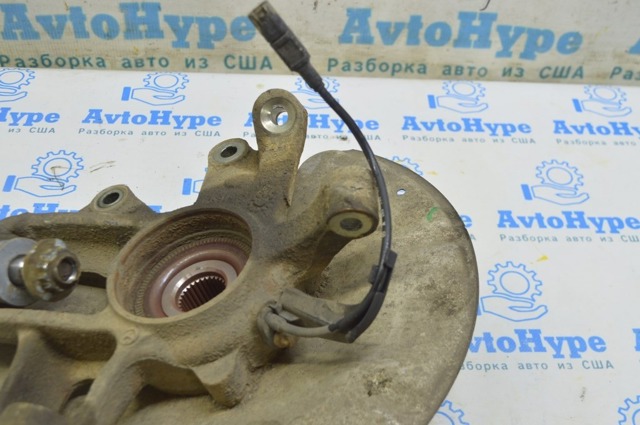 A1663500508 MERCEDES Цапфа (поворотный кулак) задний правый купить в Чернигов
