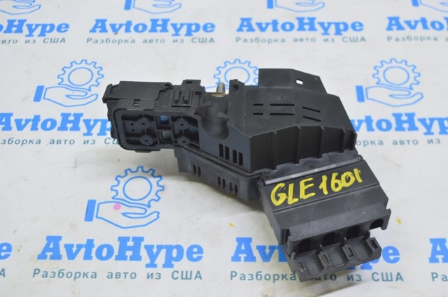 Коробка предохранителей A1665405202 MERCEDES