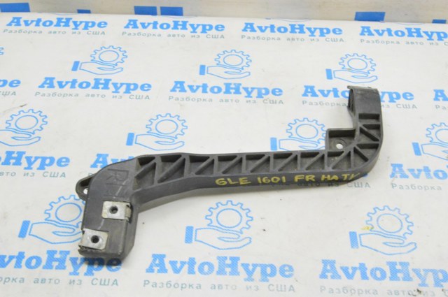 Правое крепление переднего бампера A1666263731 MERCEDES