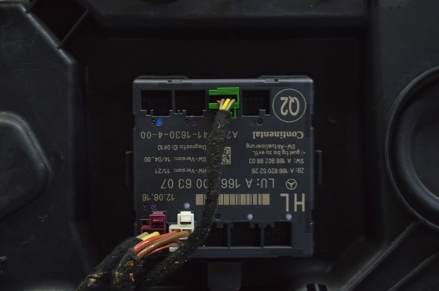 Блок комфорта задней двери A1669006307 MERCEDES