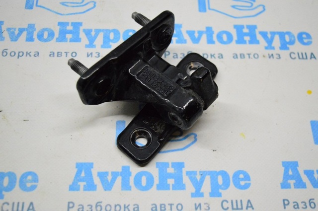 MERCEDES A2057300737 Петля двери задней левой в наличии Харьков