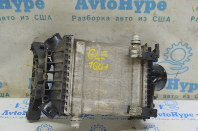 Система охлаждения наддувочного воздуха A2760900214 MERCEDES