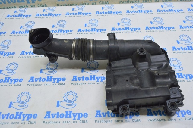MERCEDES A2760903901 Корпус воздушного фильтра левый в наличии Киев