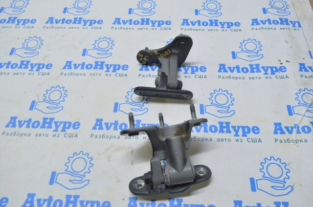 A2927200237 MERCEDES Петля двери передней правой купить в Киев