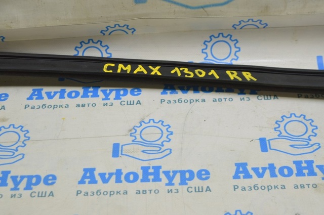 FORD AM5Z5825766B Направляющая стекла рамки двери задней правой в наличии Ровно