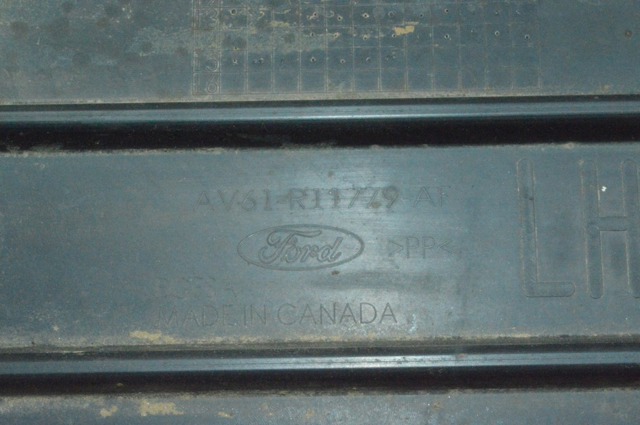AV61R11779AF FORD Воздуховод (дефлектор) радиатора левый купить в Черкассы