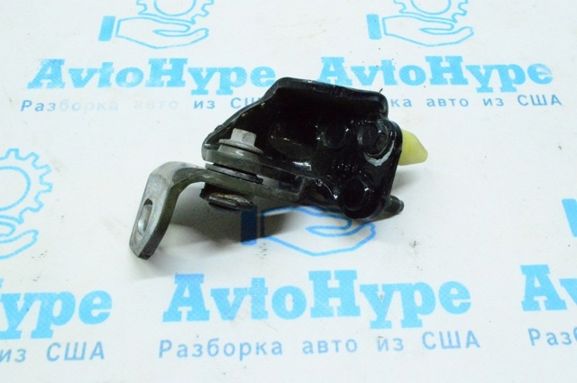 BB5Z7826801C Петля двери задней левой купить Киев