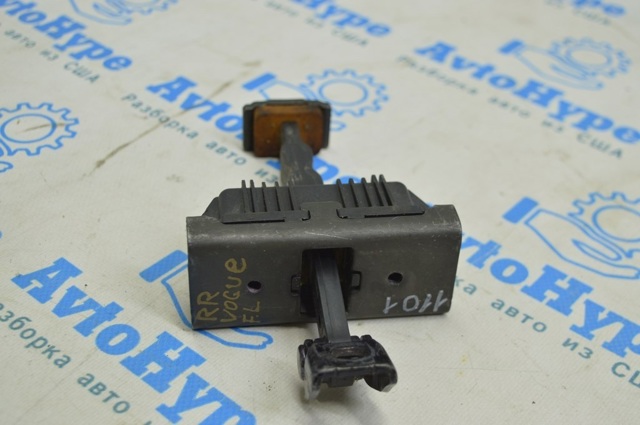 BDH760030 LAND ROVER Ограничитель открывания двери передний купить в Запорожье