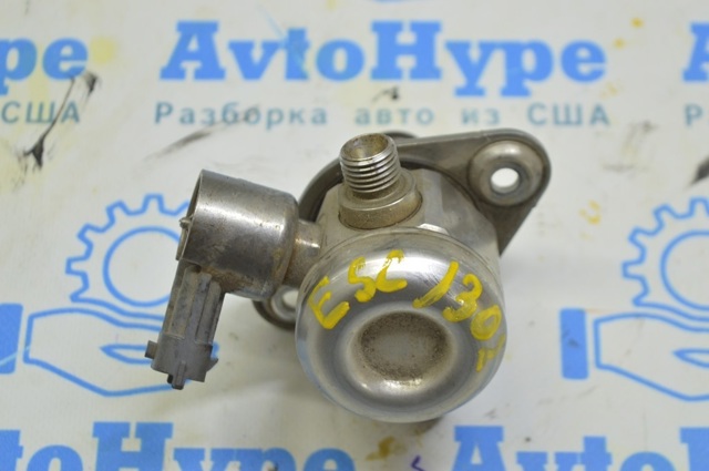 Насос топливный высокого давления (ТНВД) Ford Kuga 2