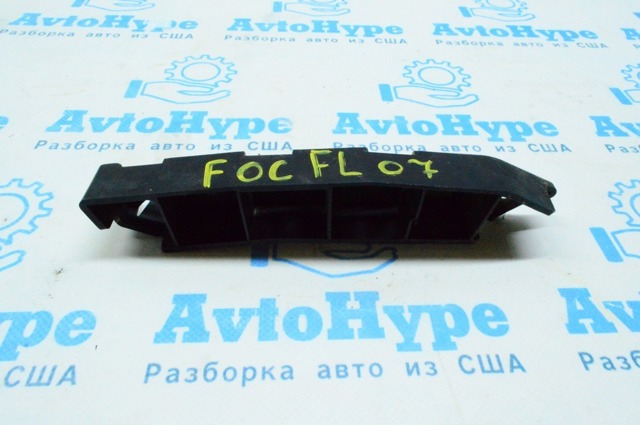 Крепление бампера CP9Z17C947B FORD
