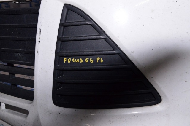 Решетка переднего бампера, левая CP9Z17K946A FORD