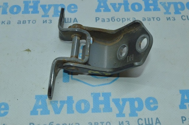 Завеса двери передней правой D46159210B MAZDA