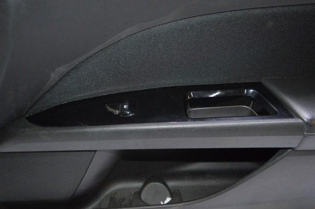 Кнопки заднего стёклоподъемника DG9Z14529AB FORD