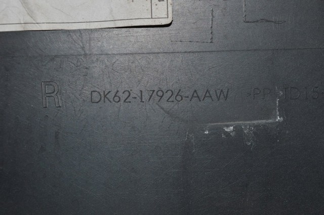 LAND ROVER DK6217926AAW Задний бампер в наличии Николаев