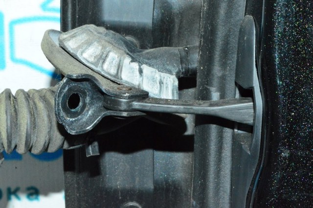 Ограничитель открывания двери DP5Z5423552B FORD