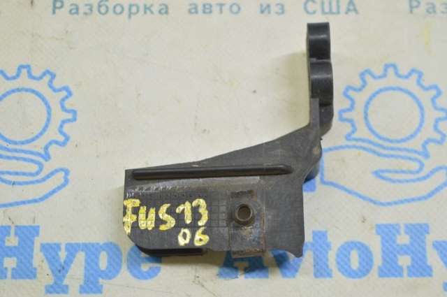 DS7Z13A005A FORD Кронштейн (адаптер) крепления фары передней левой купить в Полтава