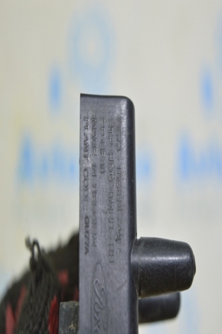 DS7Z16758C Буфер (отбойник) капота купить Николаев