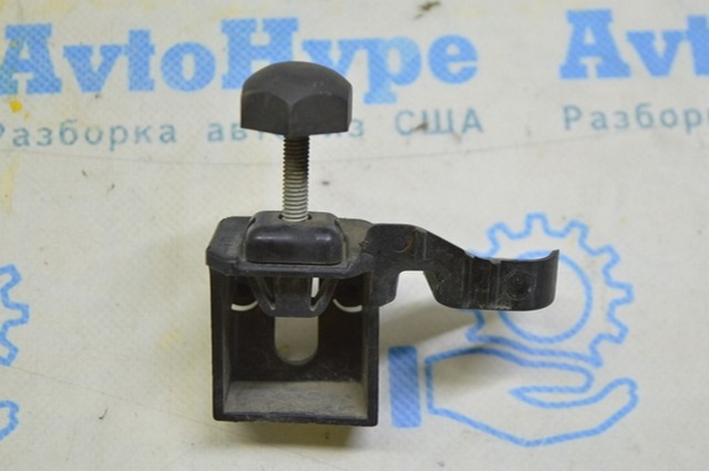 FORD DS7Z16758C Буфер (отбойник) капота в наличии Одесса
