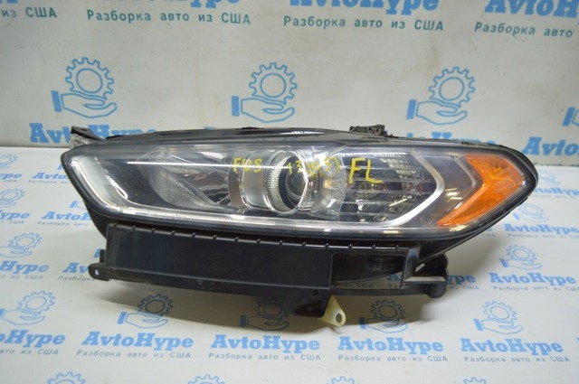 Левое крепление переднего бампера DS7Z17E857A FORD