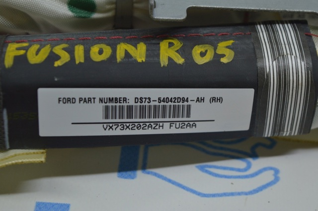 Подушка безопасности, сбоку правая DS7Z54042D94H FORD