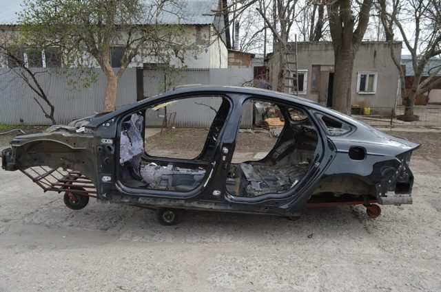 FORD DS7Z7450202A Крыша в наличии Ирпень