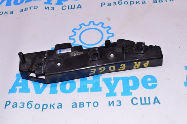 Кронштейн бампера переднего, правый FT4Z17C947A FORD