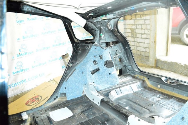 G91105NAMA NISSAN Панель багажного отсека задняя купить в Украина