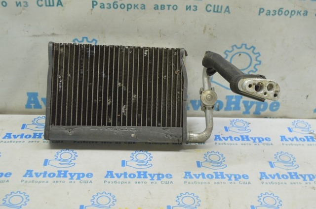 LAND ROVER JQB000160 Испаритель кондиционера в наличии Полтава