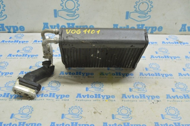 Радиатор испарителя кондиционера JQB000160 LAND ROVER