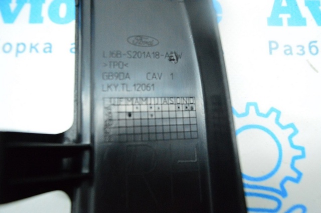 LJ6Z7800014AA FORD Рама стекла передней двери правой купить в Харьков