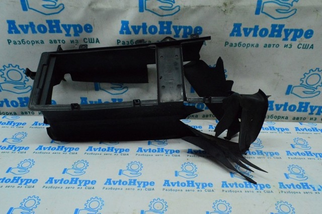 LJ6Z8327B FORD Воздуховод (дефлектор) радиатора нижний купить в Ужгород