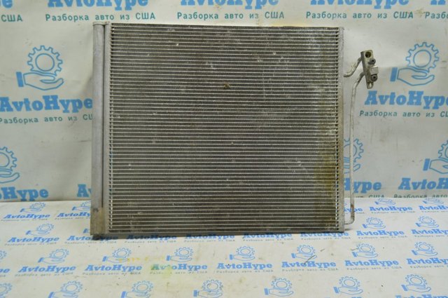 Конденсатор системы охлаждения LR010843 LAND ROVER
