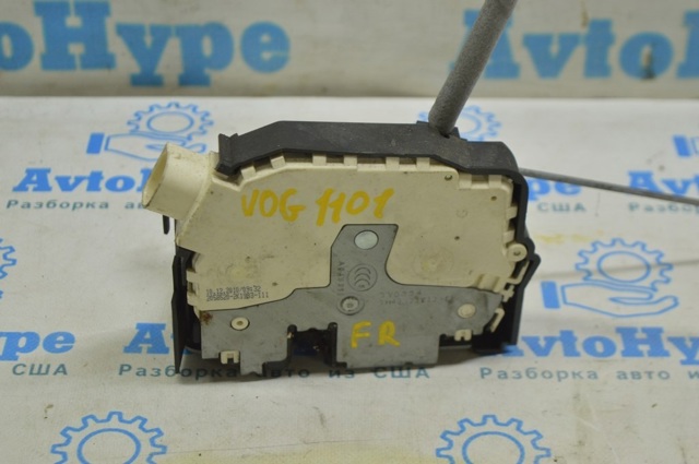 Замок передней пассажирской двери LR019759 LAND ROVER