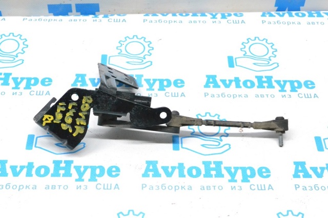 Датчик уровня положения кузова, задний LR033257 LAND ROVER