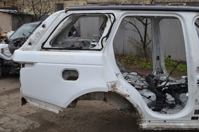 Крыло заднее правое LR036412 LAND ROVER